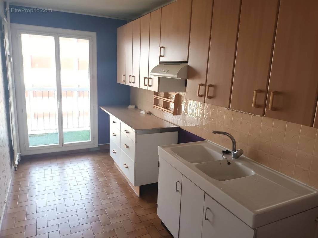 Appartement à MONTCEAU-LES-MINES