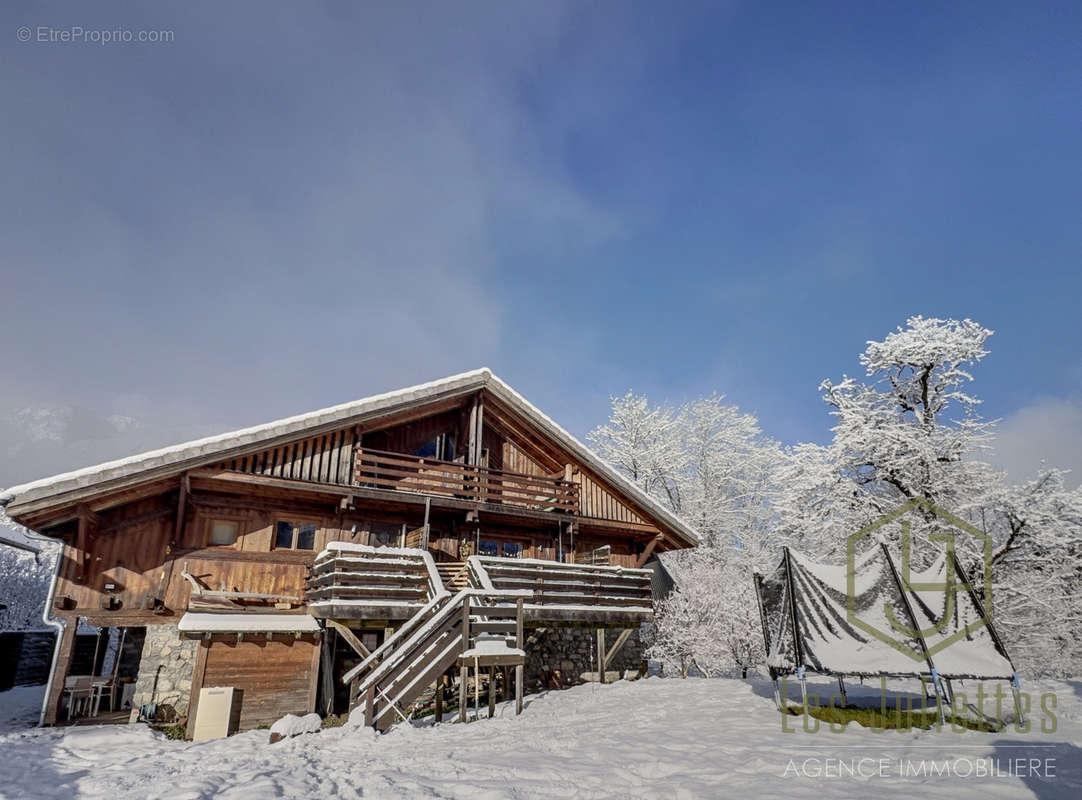 Appartement à LE BIOT