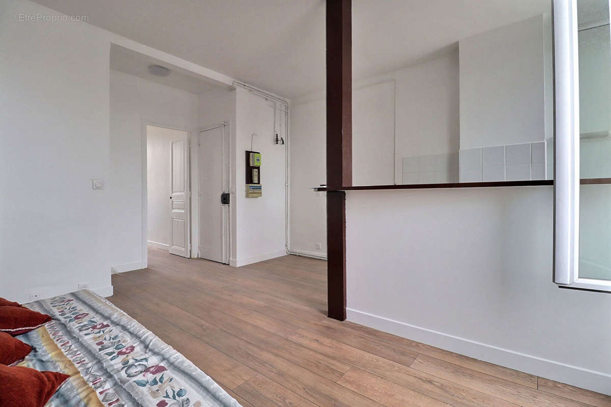 Appartement à AUBERVILLIERS