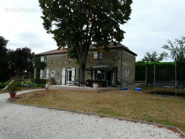 Maison à NERAC