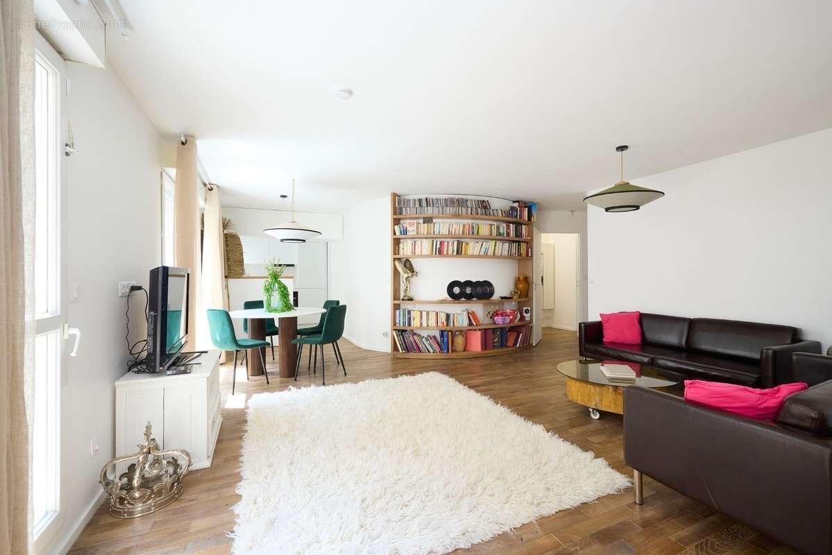 Appartement à PARIS-11E