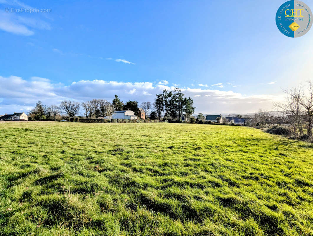 Terrain à GUER