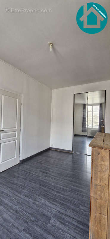 T2 CHAMBRE - Appartement à ROCHEFORT