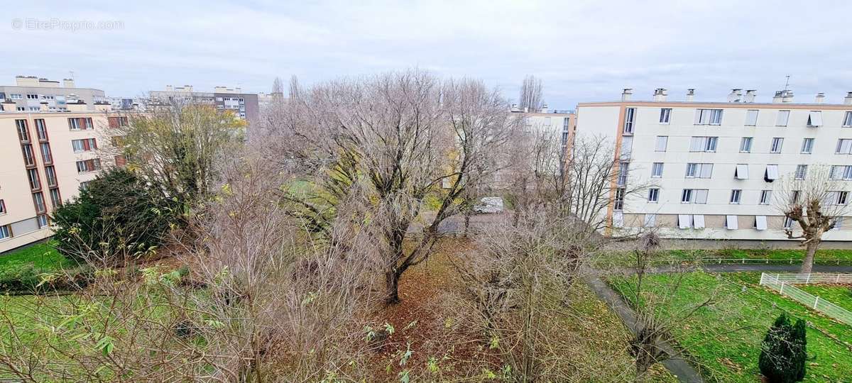 Appartement à VALENTON