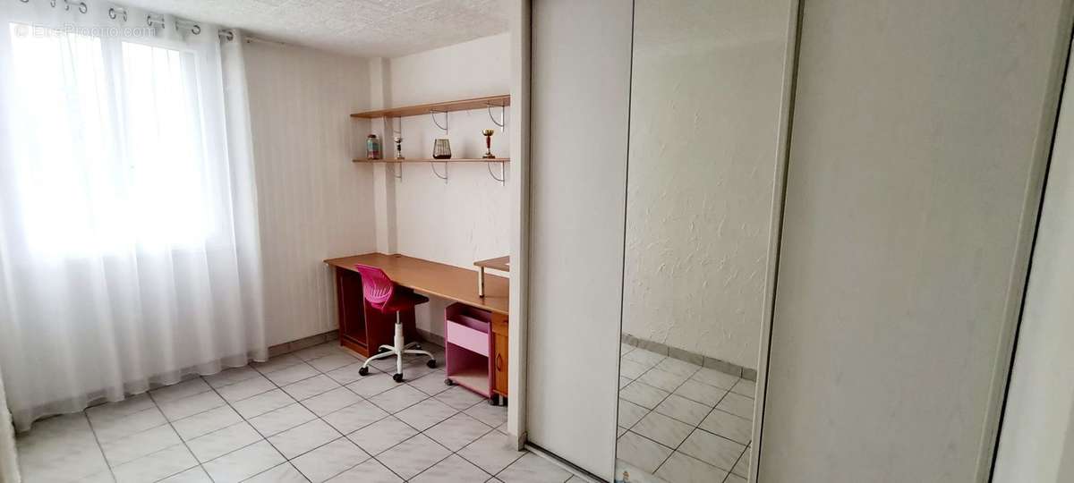 Appartement à VALENTON