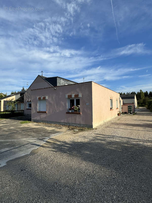 Appartement à CHATEAUNEUF-SUR-LOIRE