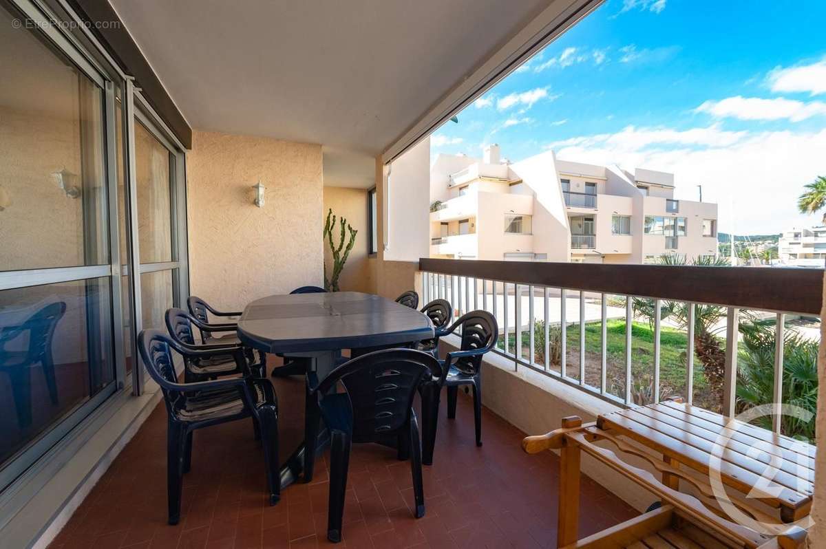 Appartement à BORMES-LES-MIMOSAS