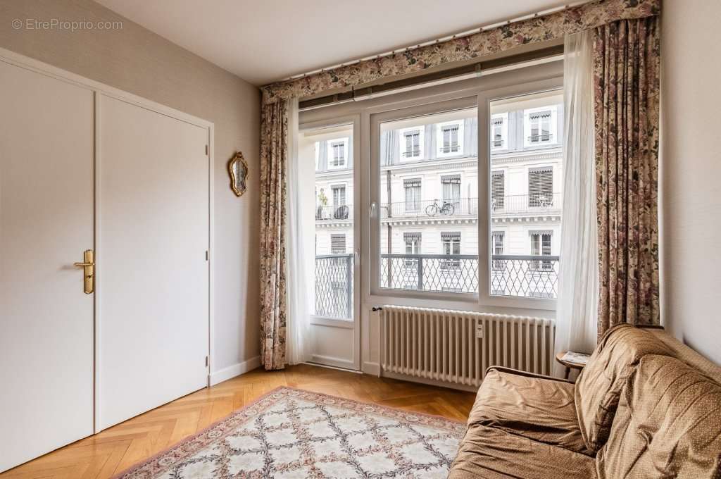 Appartement à LYON-6E