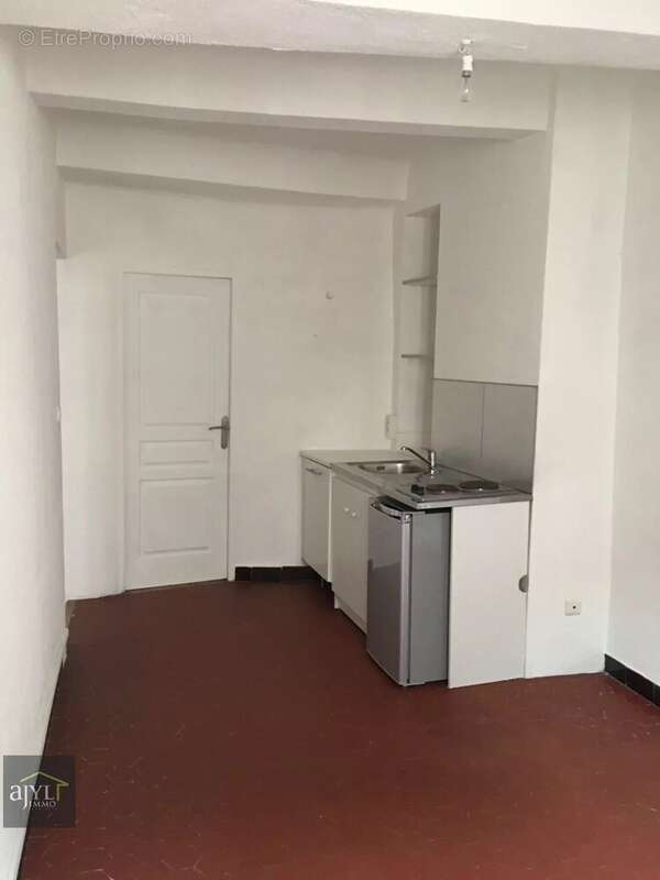 Appartement à SAINT-MAXIMIN-LA-SAINTE-BAUME