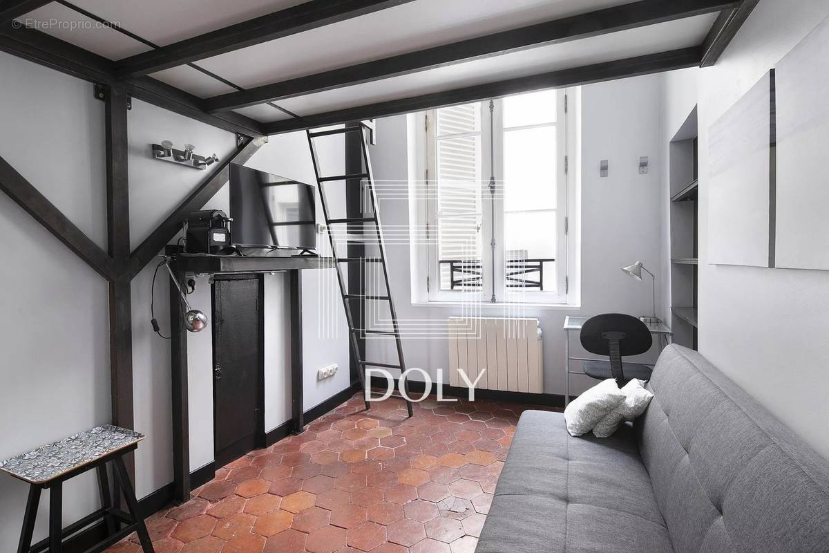 Appartement à PARIS-2E