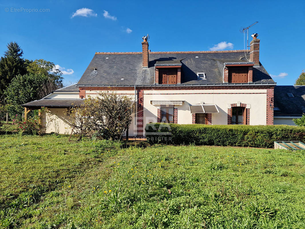 Maison à VILLEDOMER