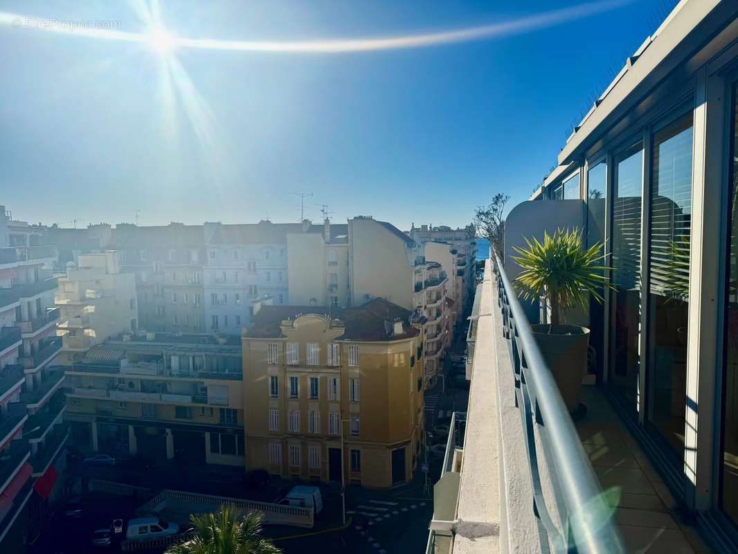 Appartement à CANNES