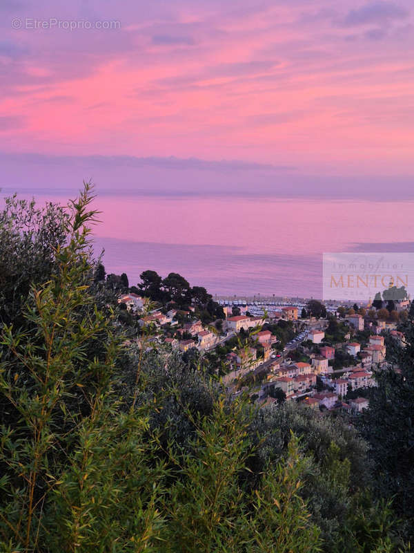 Appartement à MENTON