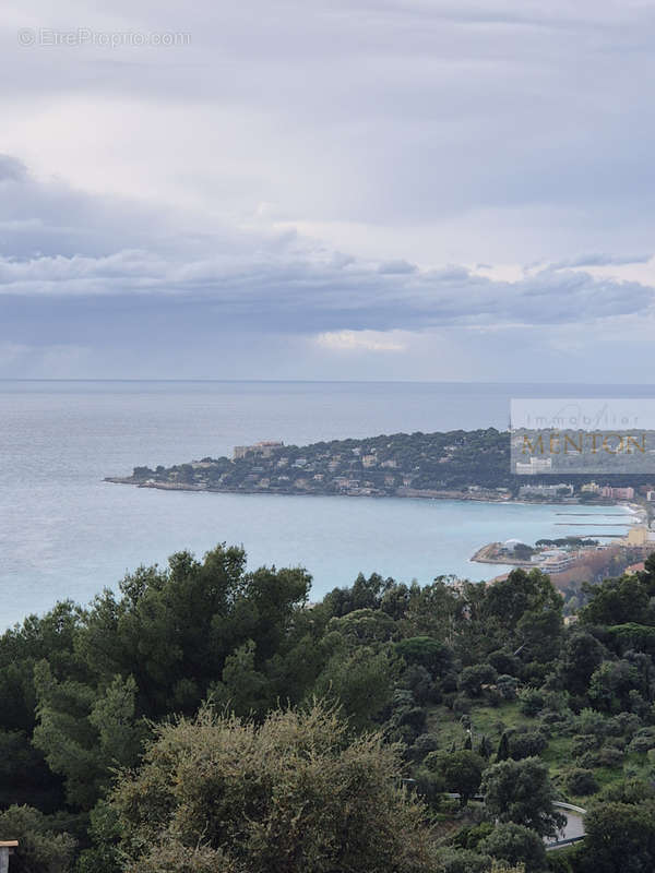 Appartement à MENTON