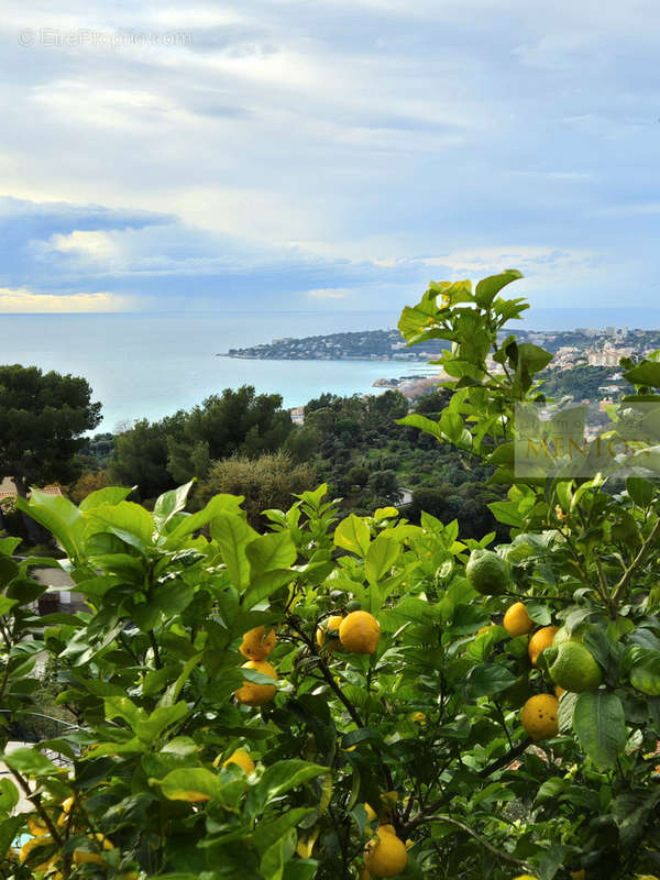 Appartement à MENTON