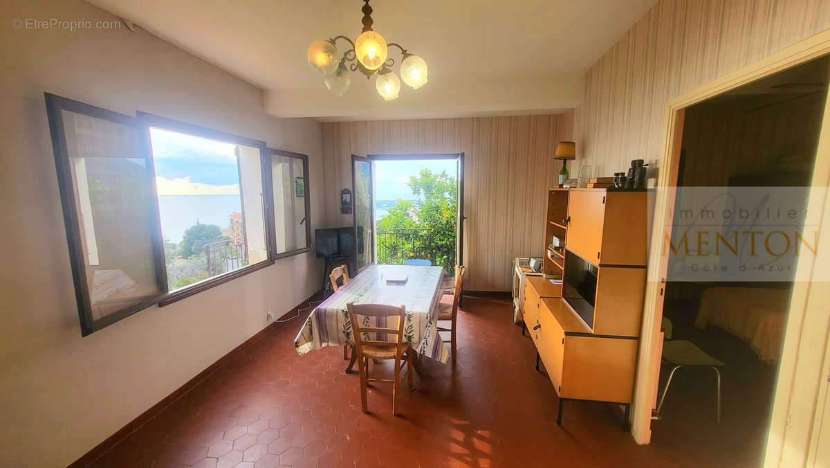 Appartement à MENTON