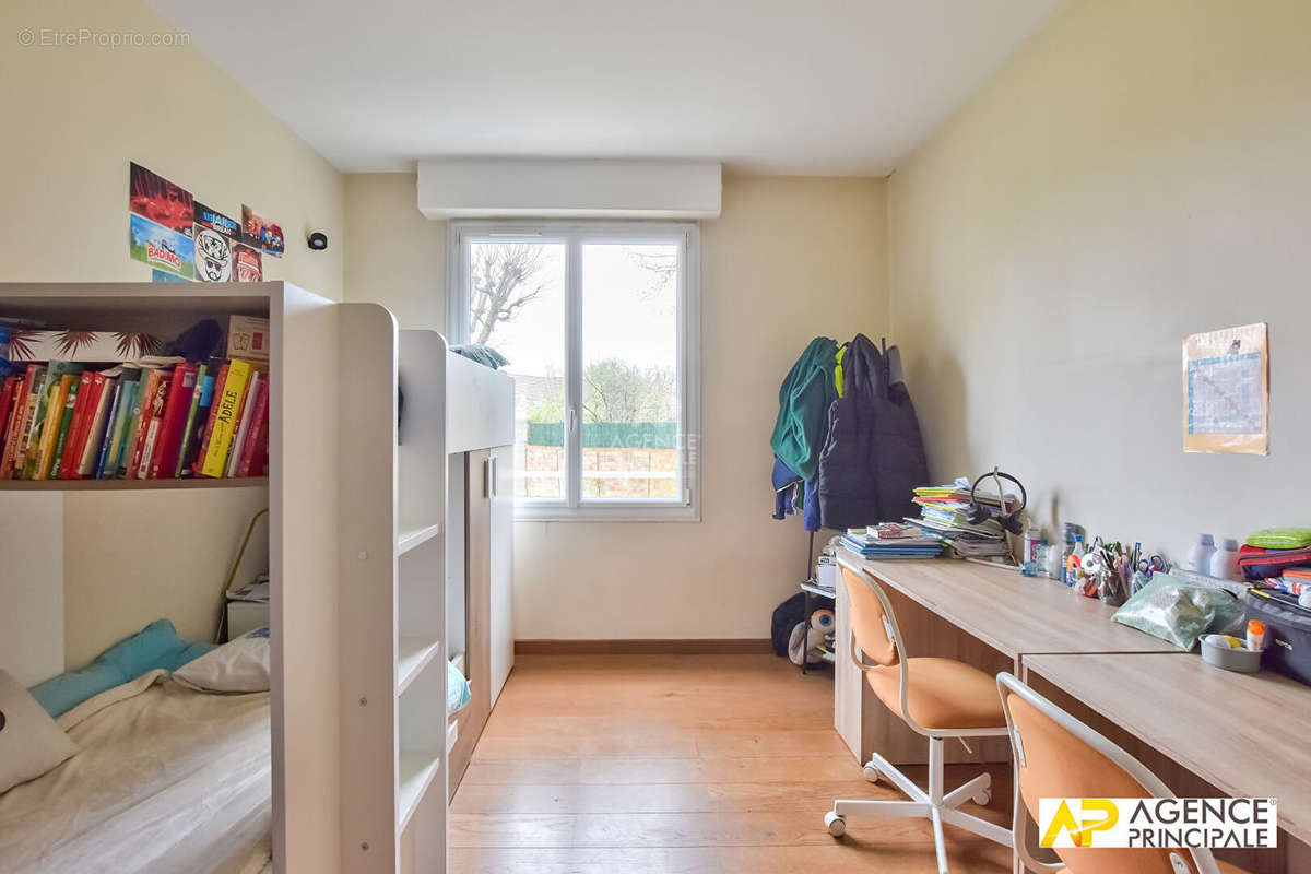 Appartement à MAISONS-LAFFITTE