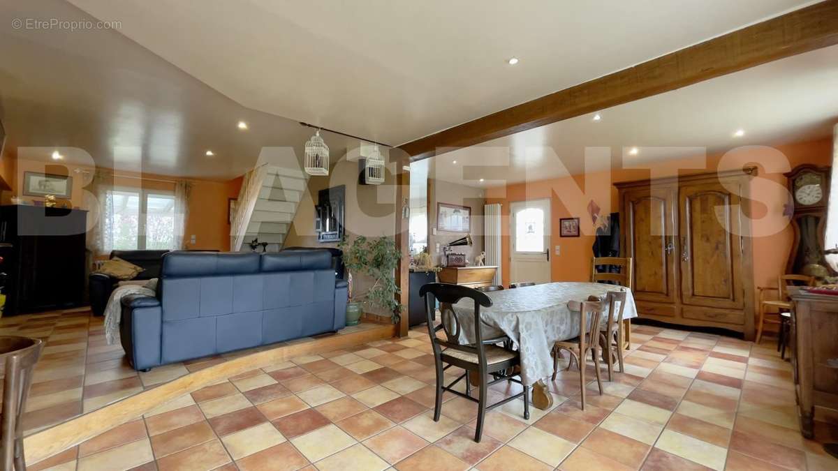 6349670F-83F9-4FA2-93E4-A6C7BC27E738_1_201_a - Maison à LA FERTE-SOUS-JOUARRE