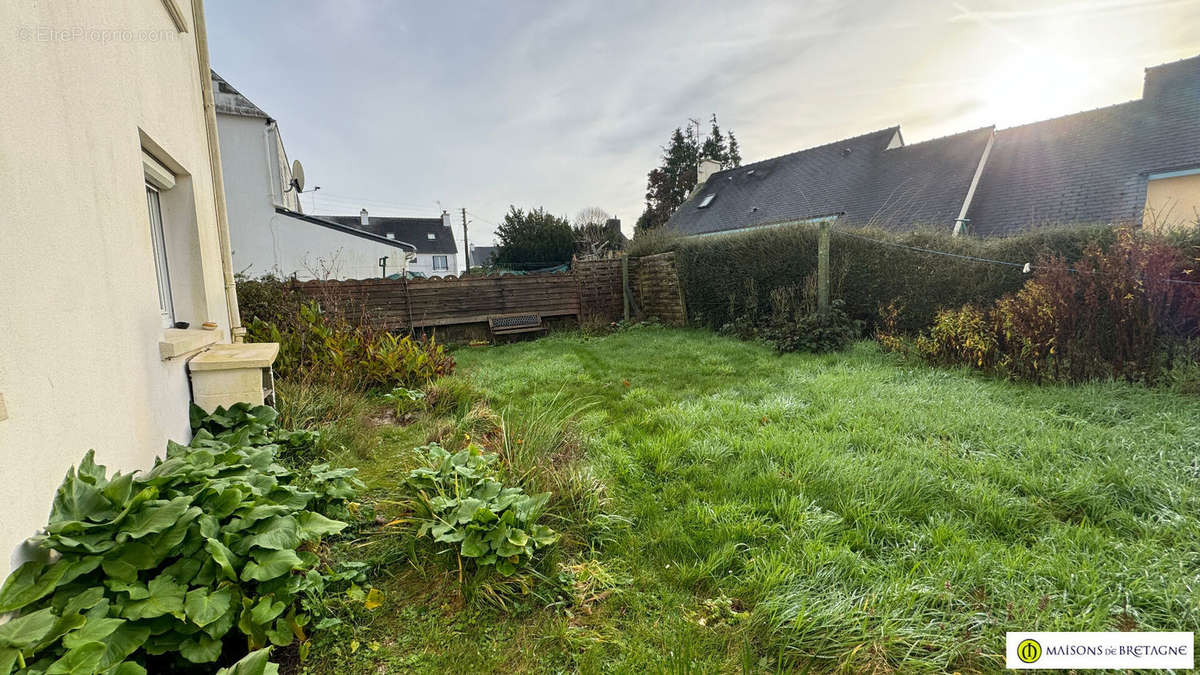 Maison à PONT-AVEN