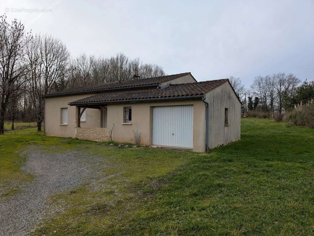 Maison à LAVERCANTIERE