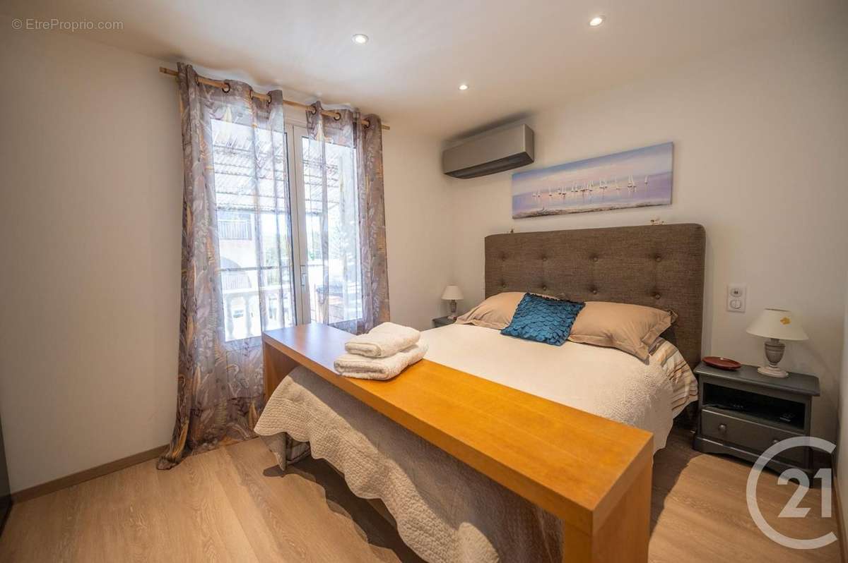 Appartement à GRIMAUD