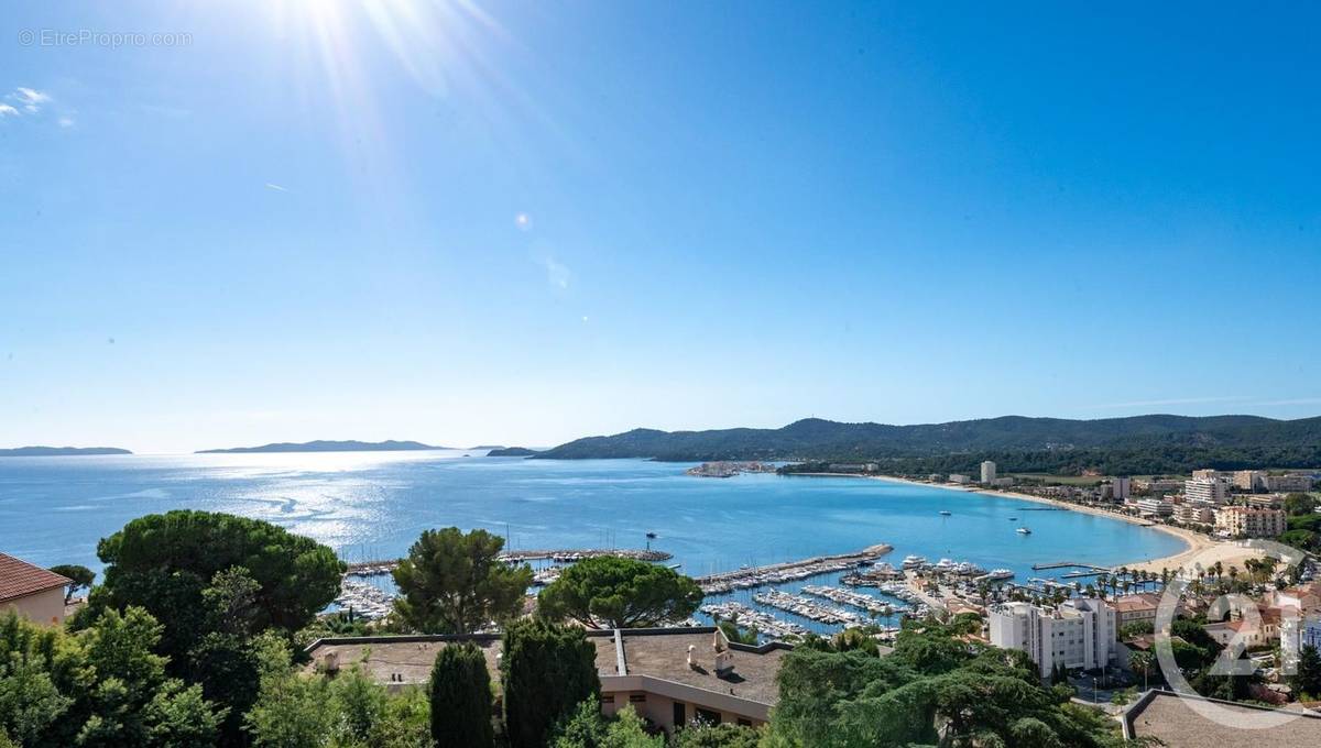 Appartement à LE LAVANDOU