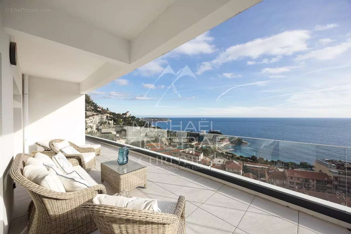 Appartement à ROQUEBRUNE-CAP-MARTIN