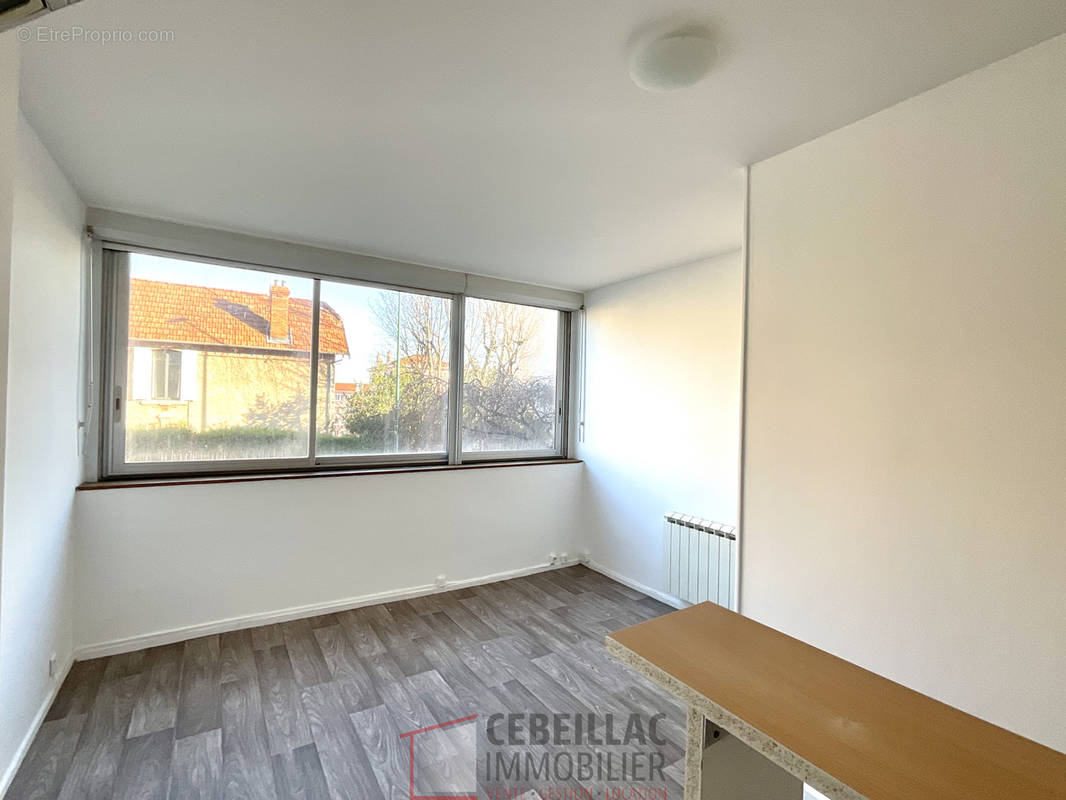 Appartement à CHAMALIERES