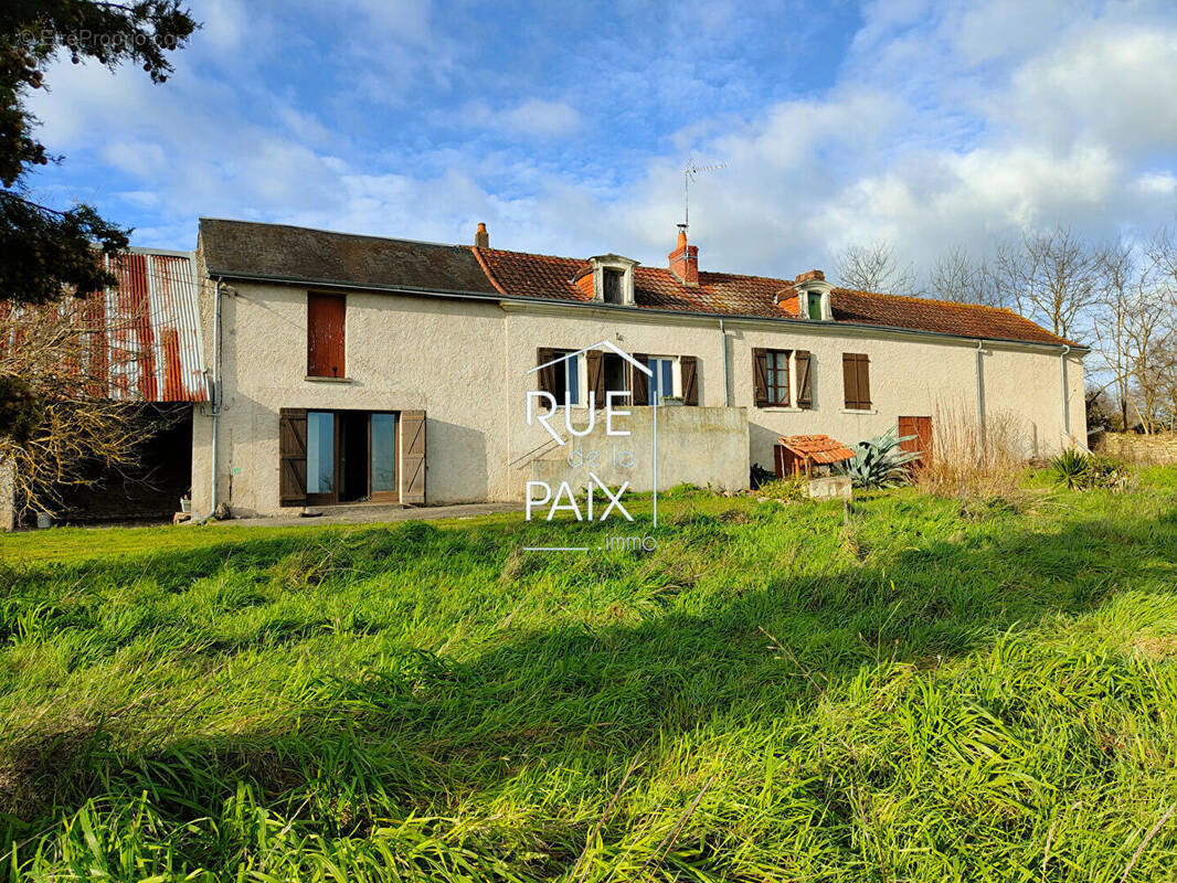 Maison à CHATELLERAULT