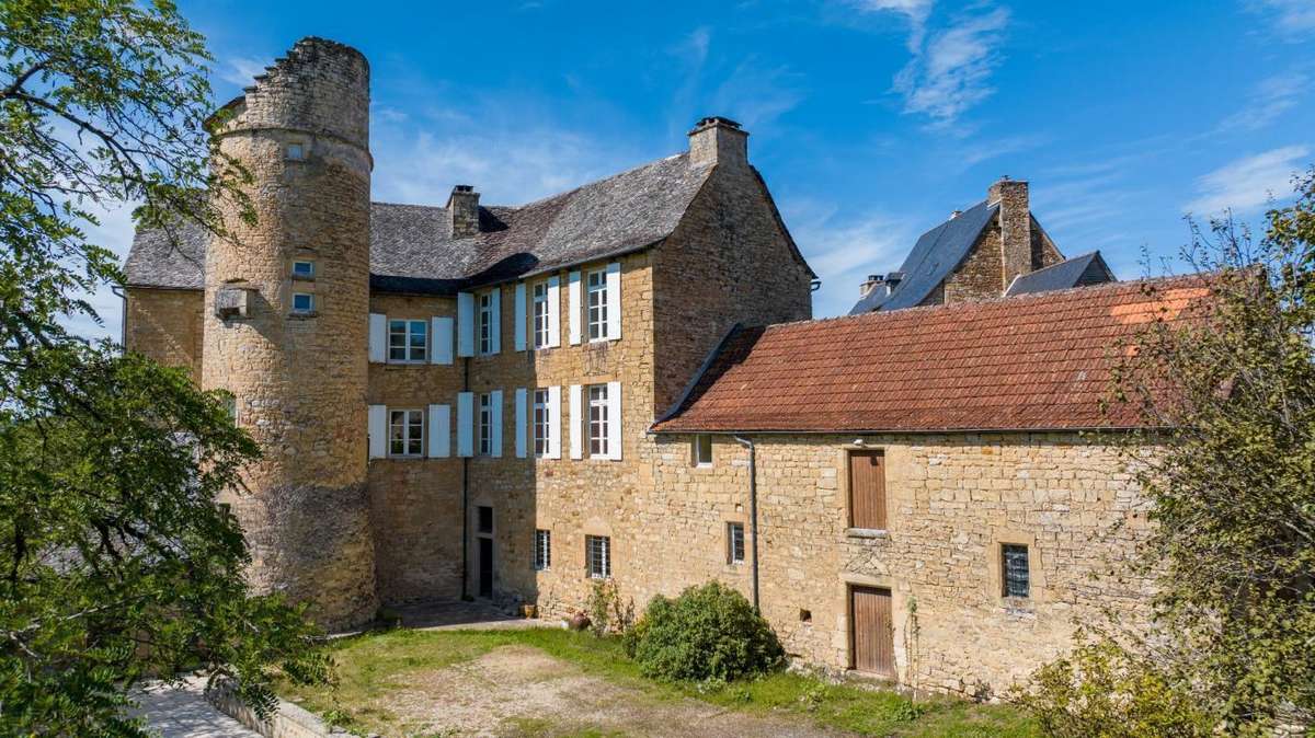 Maison à MARCILLAC-VALLON