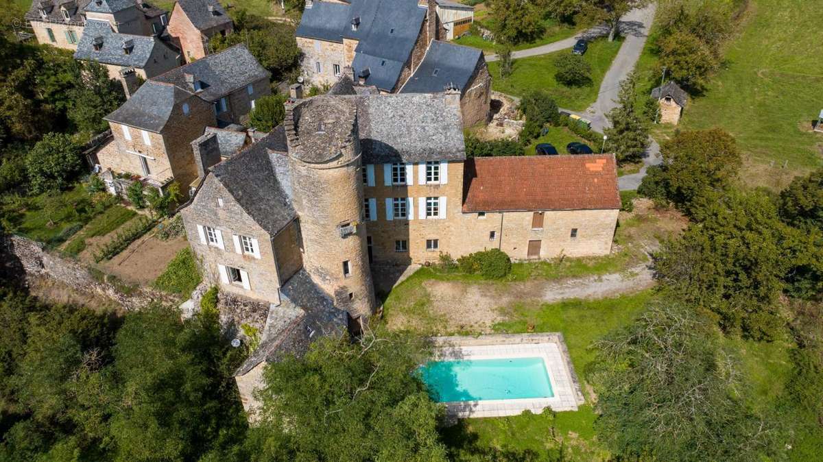 Maison à MARCILLAC-VALLON