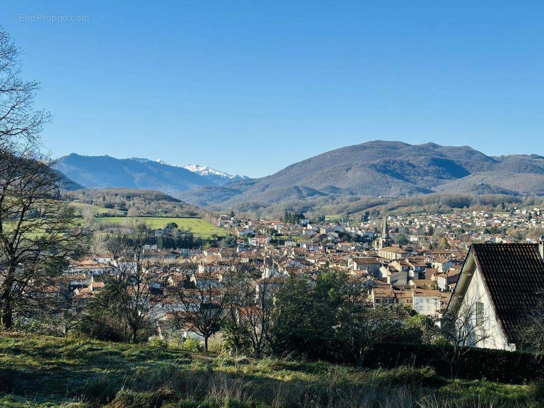 Terrain à SAINT-GIRONS