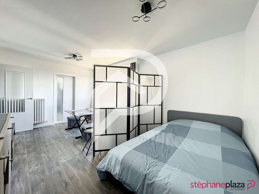 Appartement à SURESNES