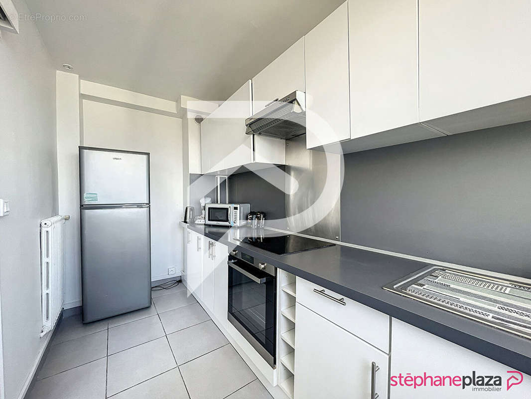 Appartement à SURESNES