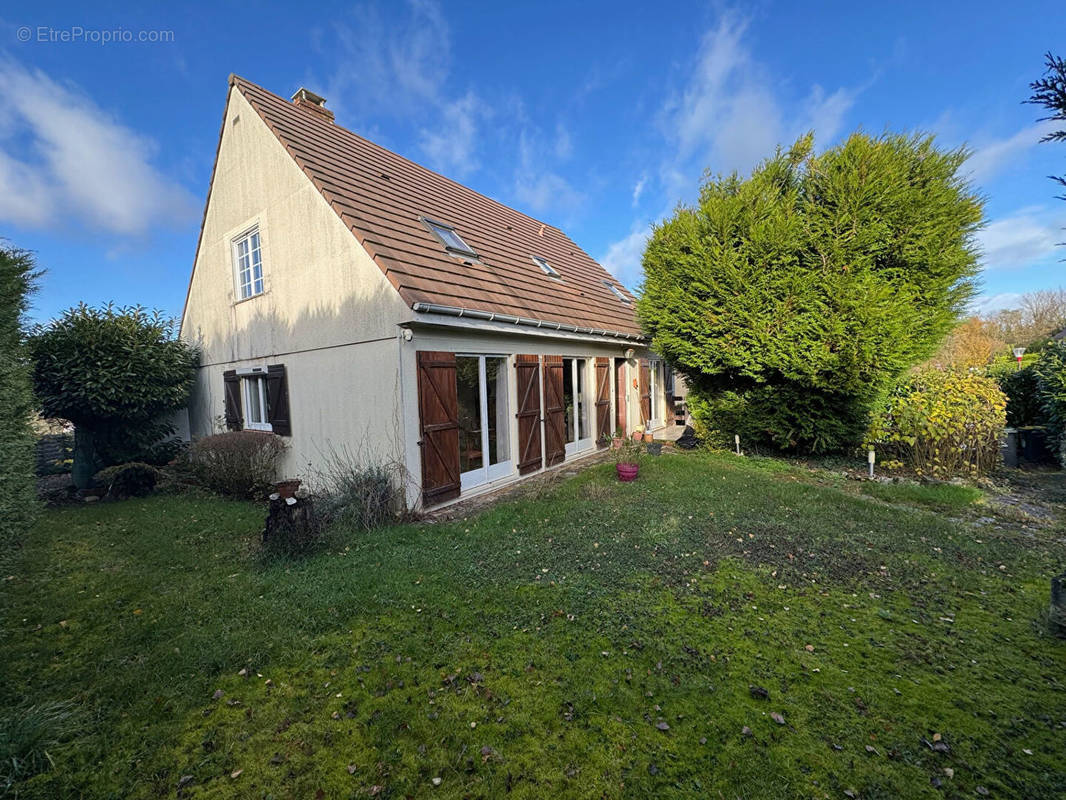 Maison à SENLIS