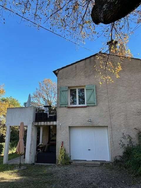 Maison à COTIGNAC