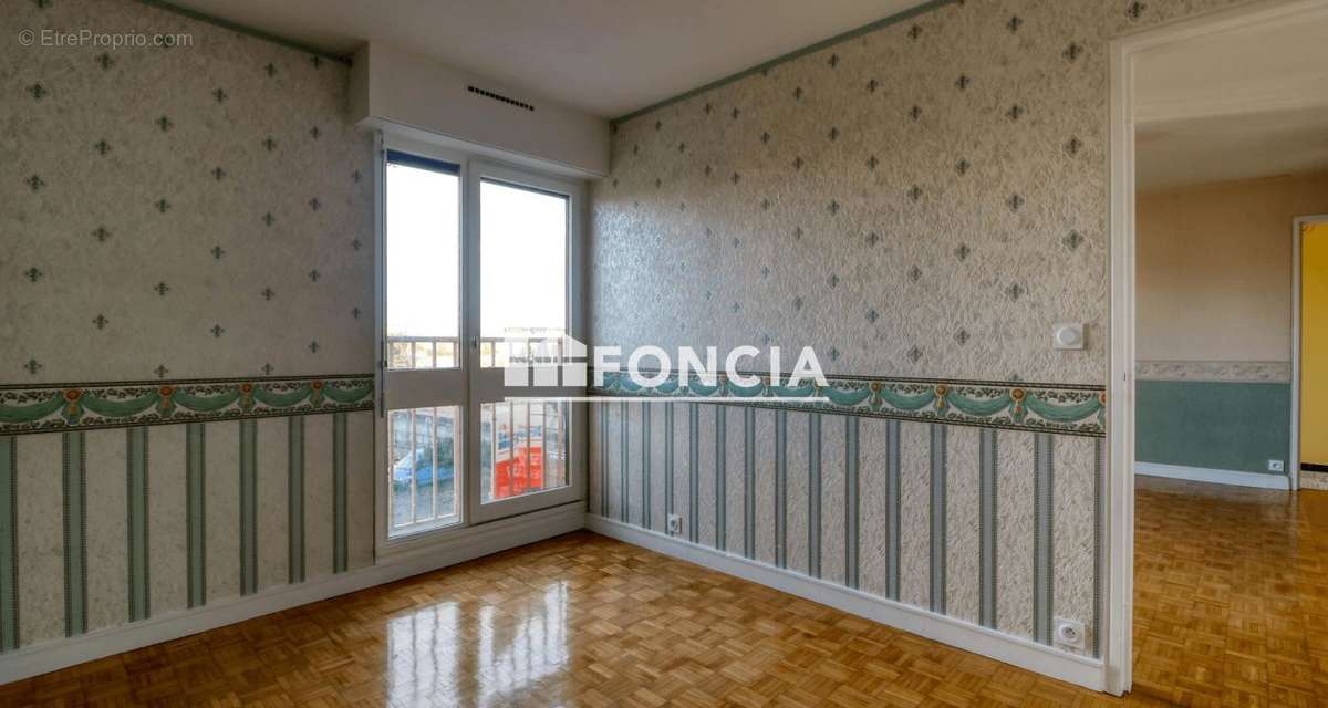 Appartement à IVRY-SUR-SEINE