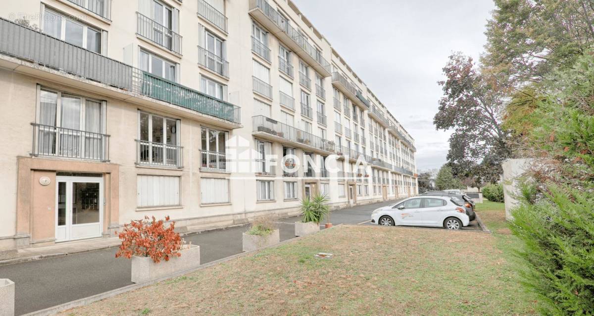 Appartement à IVRY-SUR-SEINE