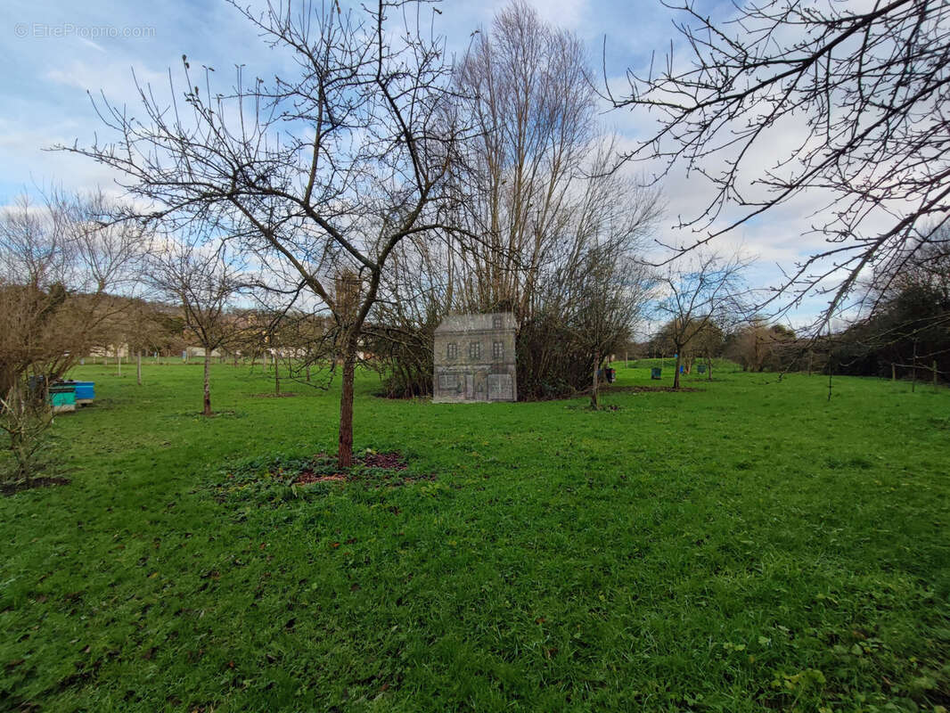 Terrain à BEAUMONT-LE-ROGER