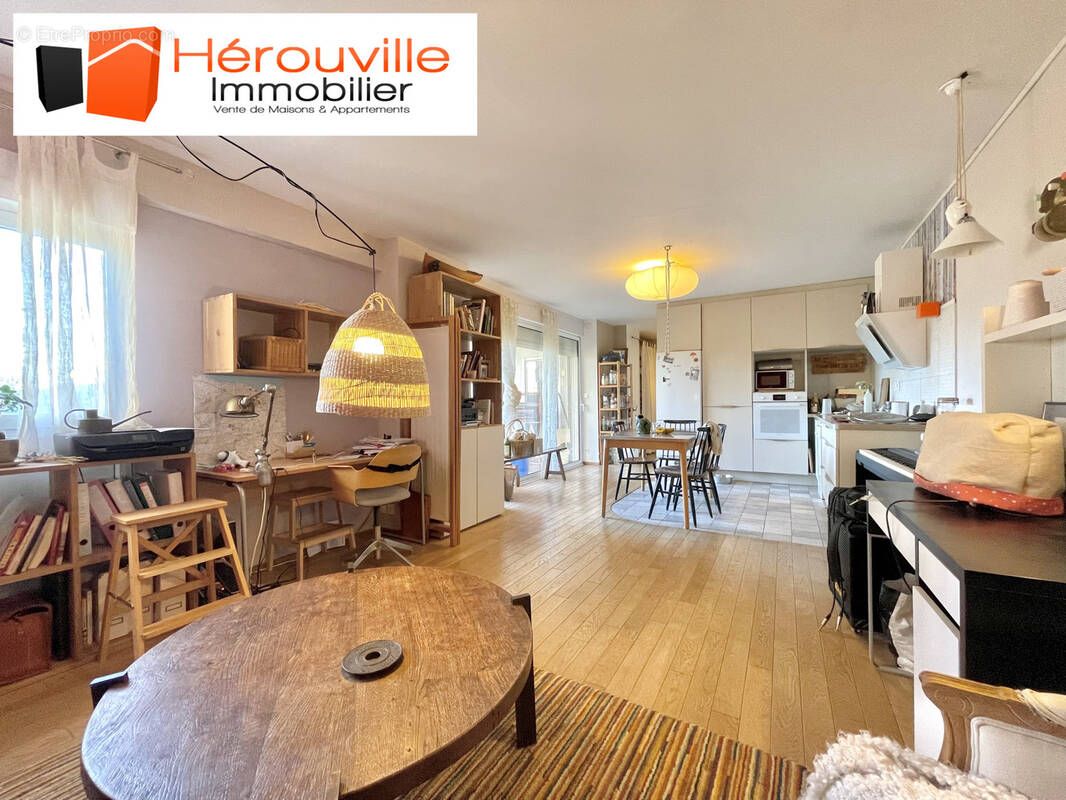 Appartement à HEROUVILLE-SAINT-CLAIR