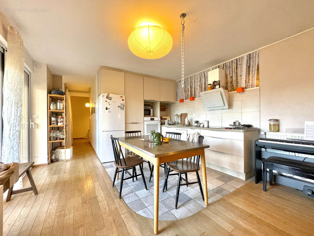 Appartement à HEROUVILLE-SAINT-CLAIR