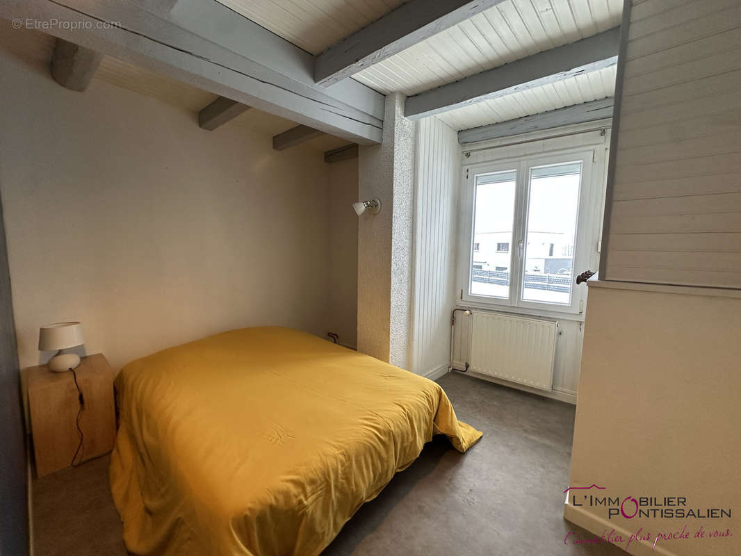 Appartement à DOUBS