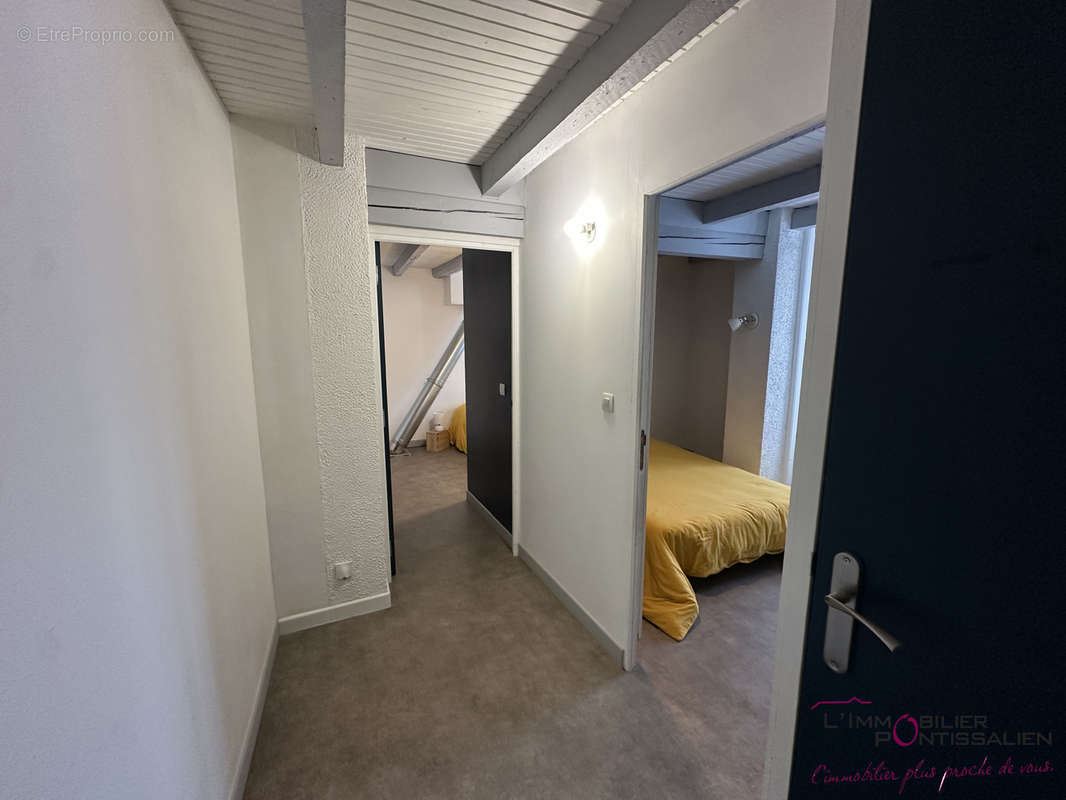 Appartement à DOUBS