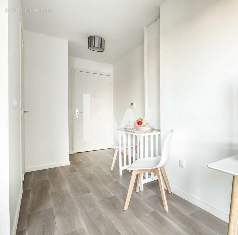 Appartement à VILLENEUVE-LA-GARENNE