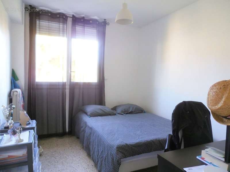 Appartement à MARSEILLE-11E