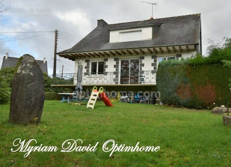 Maison à ROSTRENEN