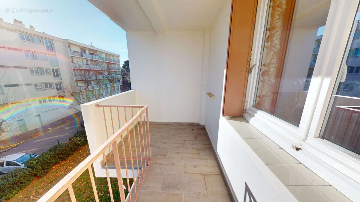 Appartement à MARSEILLE-10E