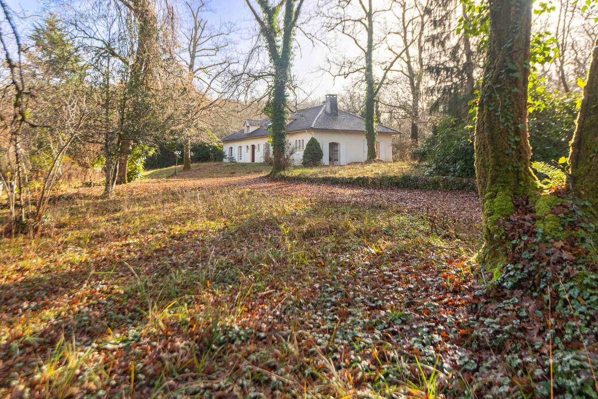 Maison à LATRESNE