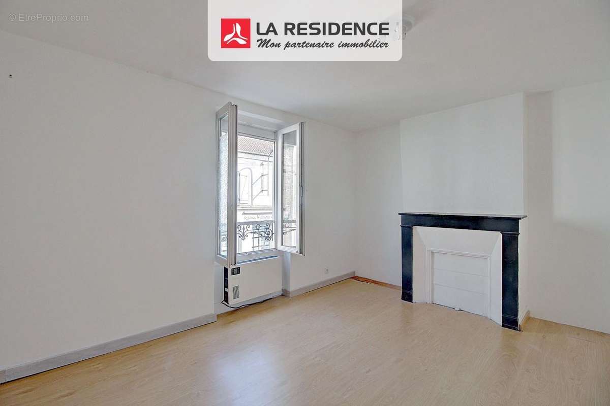 Appartement à BONNIERES-SUR-SEINE