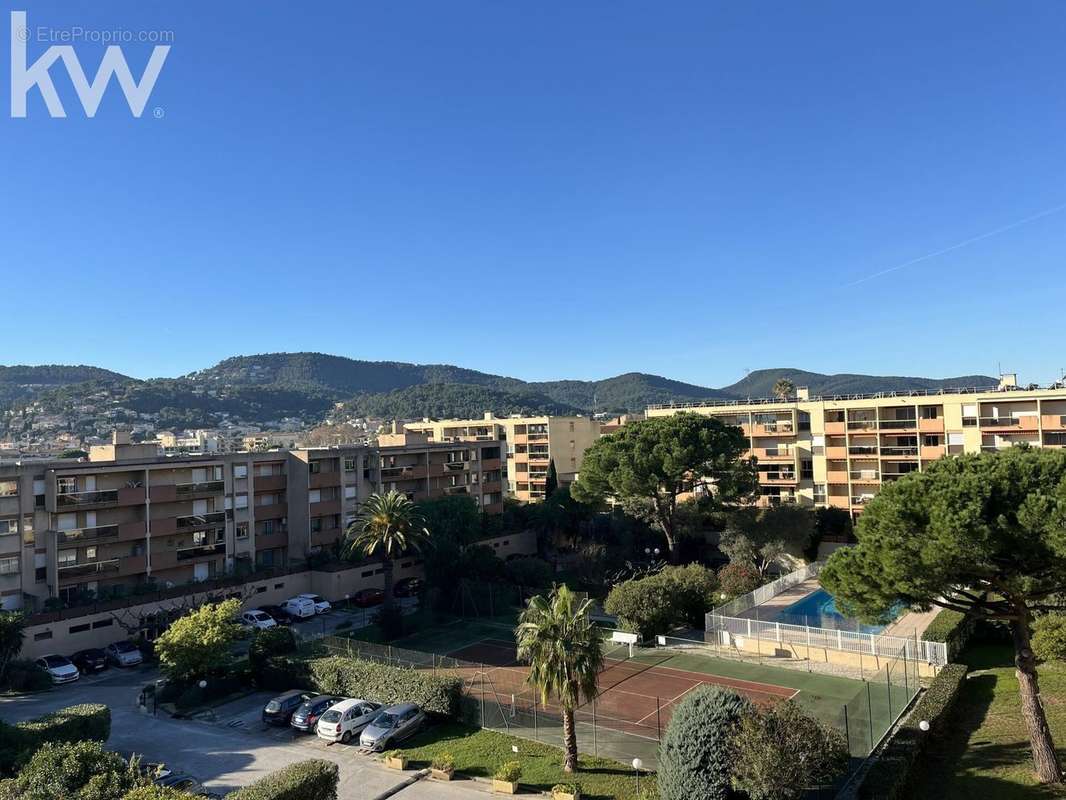 Appartement à HYERES